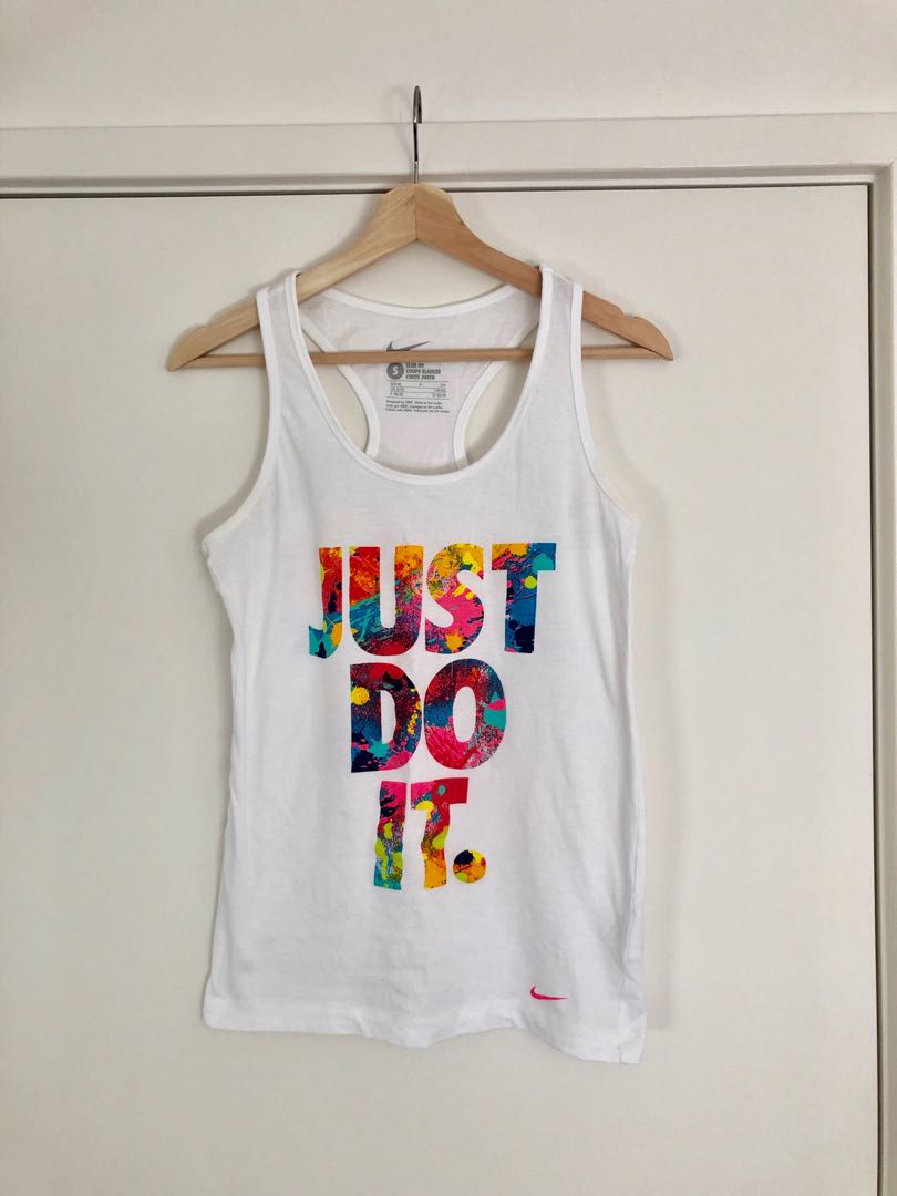 white nike singlet