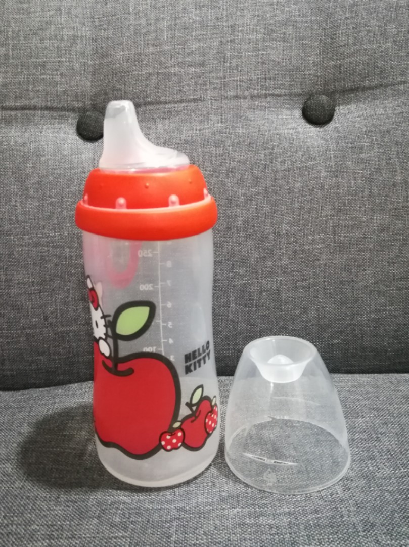 Hello kitty 2025 nuk sippy cups