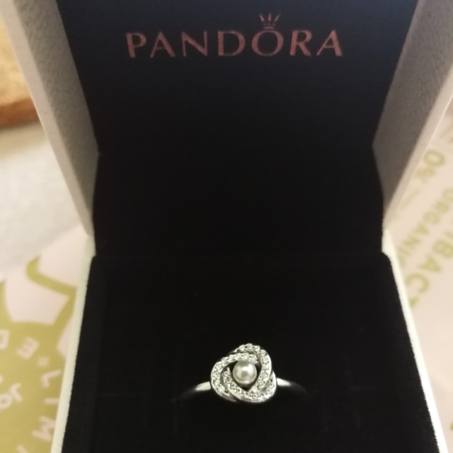 Pandora Luminous Love Knot Ring Size 52