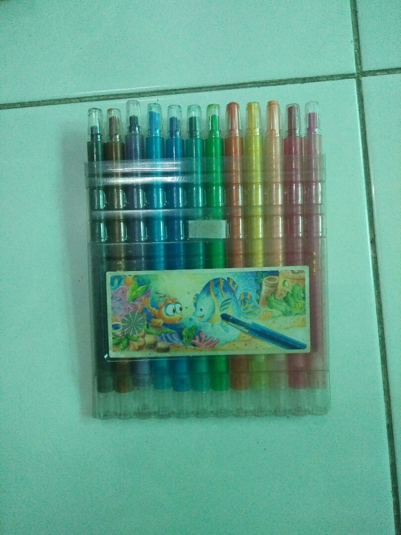 Pensil Warna Putar Books Stationery Stationery On Carousell