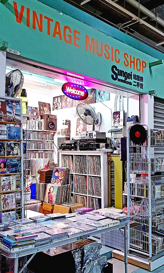 Vintage hot sale music stores