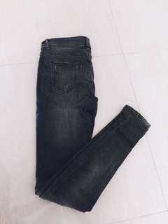 Black low rise skinny jeans