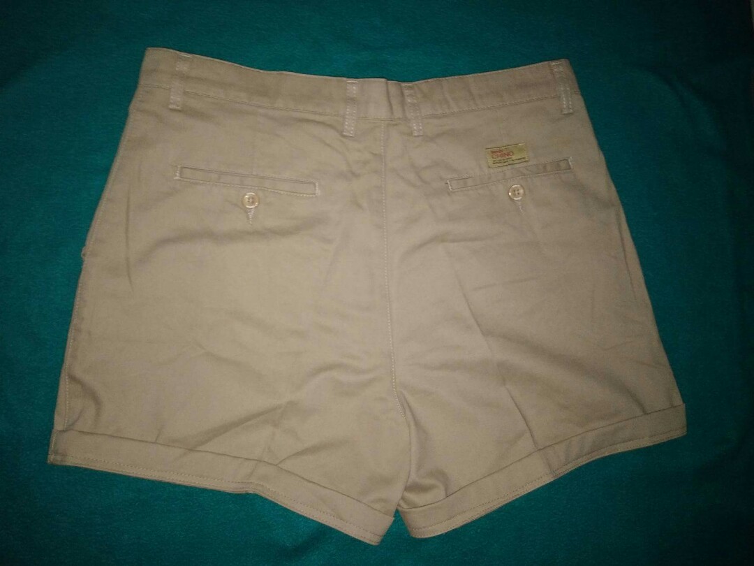 Bench khaki shorts, Women's Fashion 