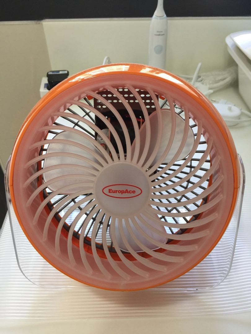 Fan jet, Furniture & Home Living, Lighting & Fans, Fans on Carousell
