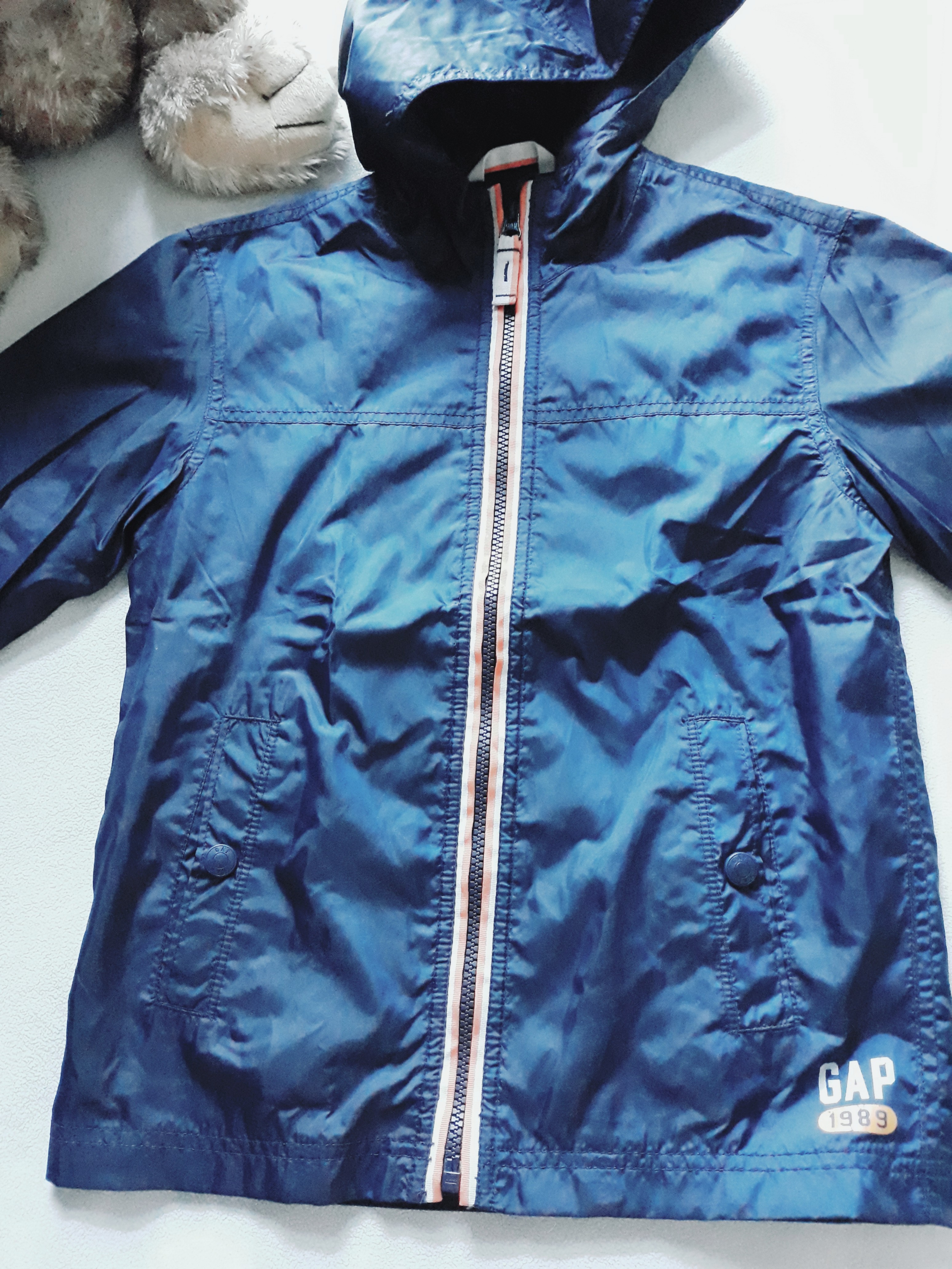 Gap Ultralight Down Hoodie - Water Repellent (Category: Babies & Kids Fashion) located in Mandaluyong City. Submitted by rocketcat. (Listing ID 164337374, Image 2). Description: Fits 6-8 yo Durable water repellency. No flaws etc. ❄Read first❄ 1. Send payment via BDO 2. Reservation is 24 hours 3. Shipping is Mon-Fri Ship with Xend MNL 90 Province 140 ❌meet up ❌refund, return and exchange ❌tawad.