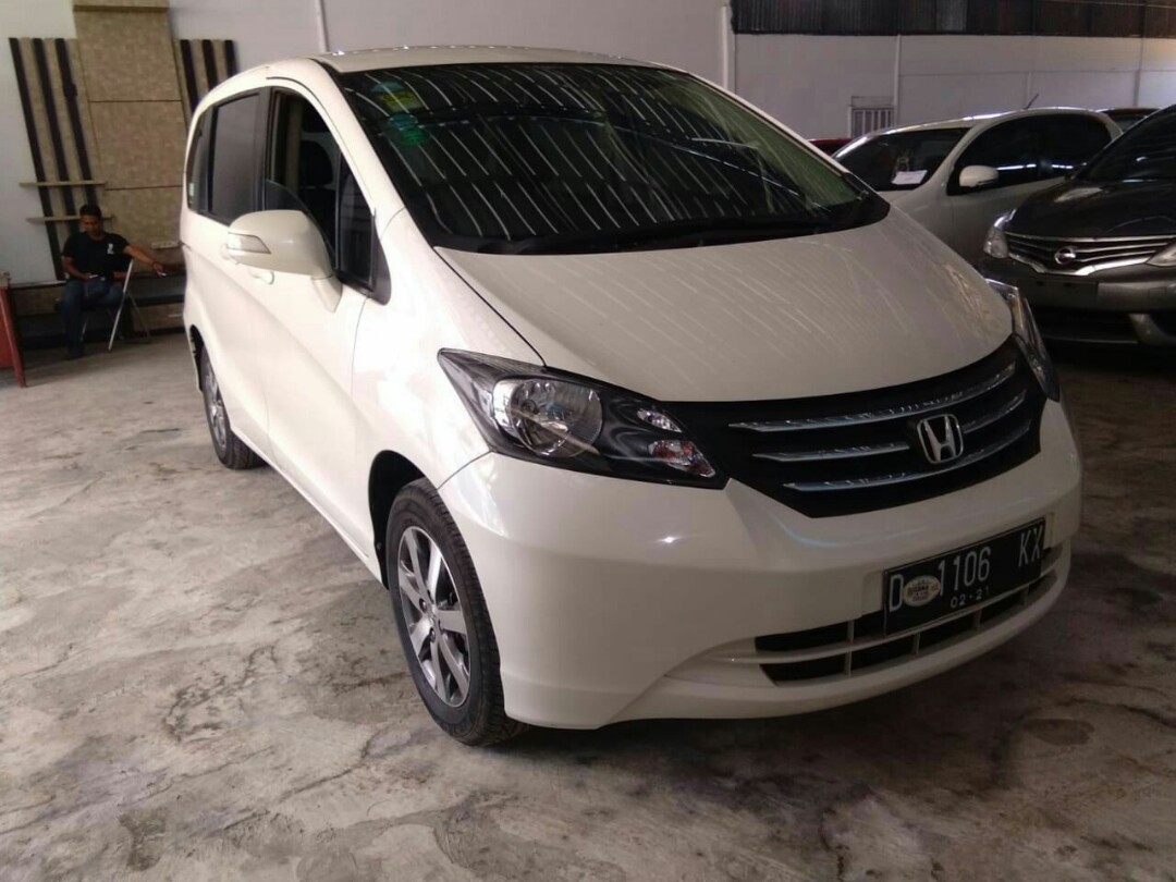 Honda Freed PSD At 2011 Putih Cars Cars For Sale On Carousell