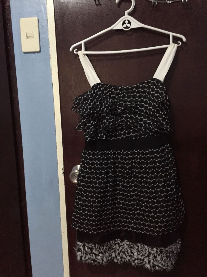 Polka dots dress (Category: Dresses) located in Lipa City. Submitted by prelovedmystuff (Listing ID 164356442, Image 2). Description: Sexy dress. Used once po. Bought from Taiwan..
