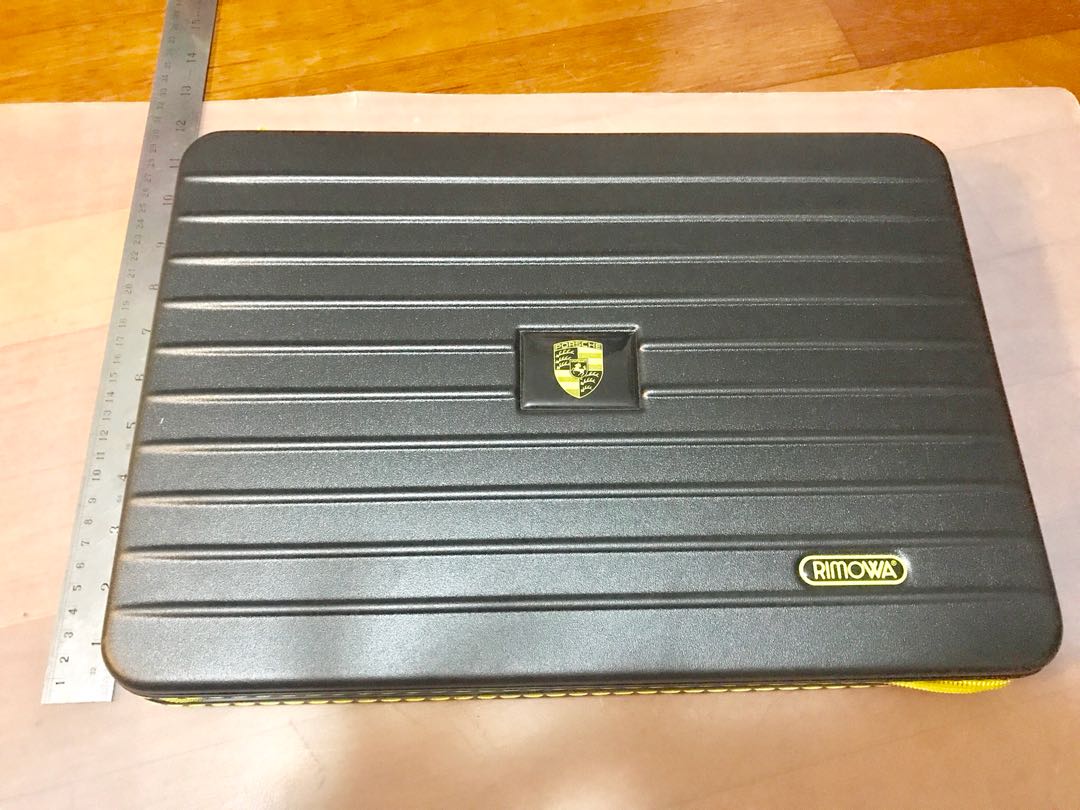 rimowa laptop case