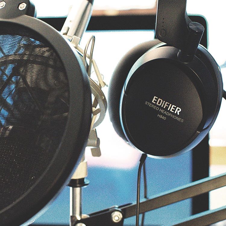 Edifier H840 Audiophile Overtheear Headphones HiFi OverEar NoiseIsolating Audiophile