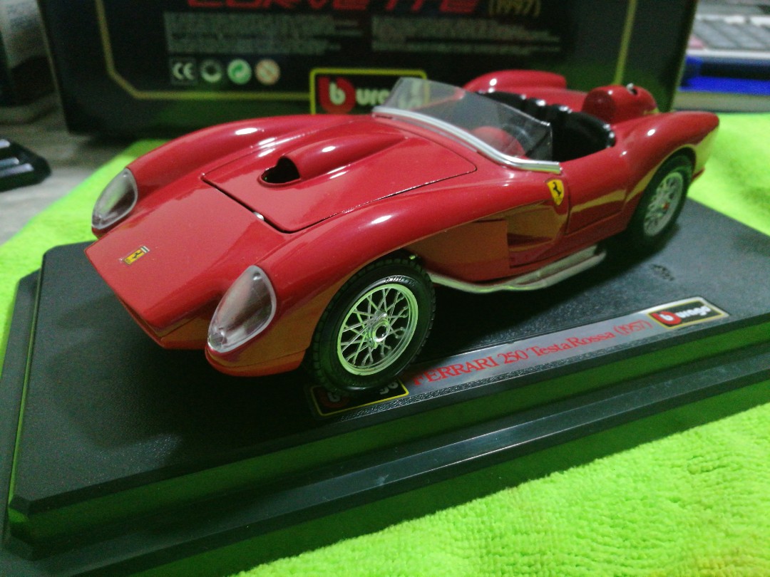 ferrari testarossa diecast