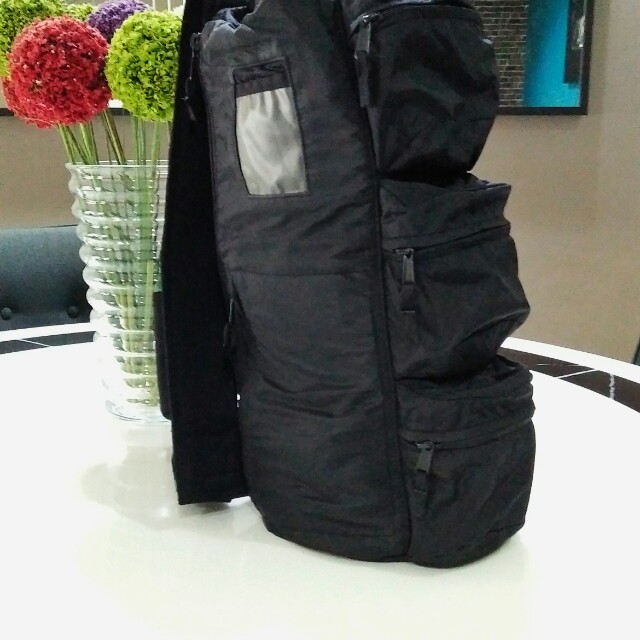 gap sling backpack