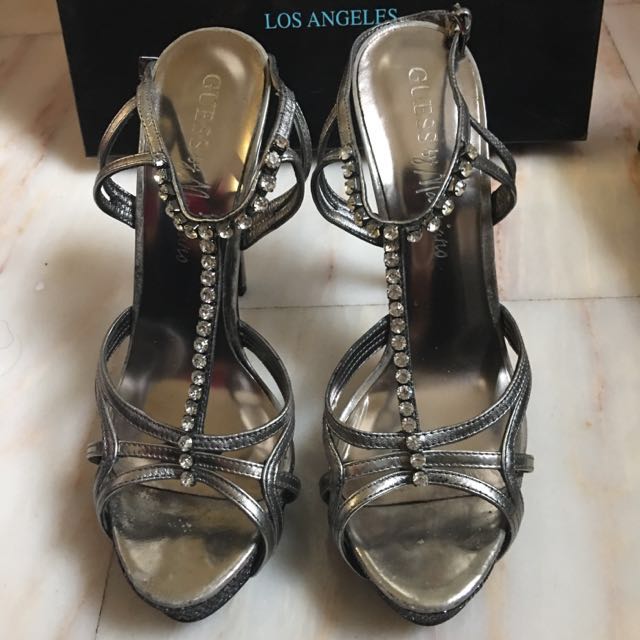 guess by marciano sandals