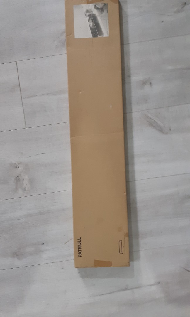 IKEA stove guard, TV & Home Appliances, Kitchen Appliances, Hobs & Hoods on Carousell