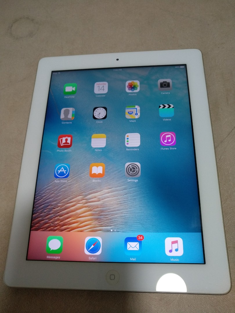 Apple Ipad 3rd Gen 16gb Wifi Silver 9 5 10 Look Mobile Phones