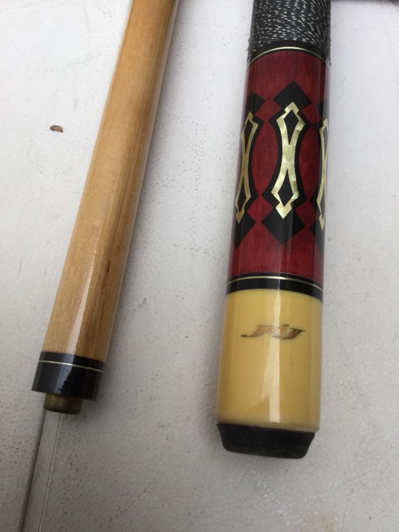 J J Pool Cue