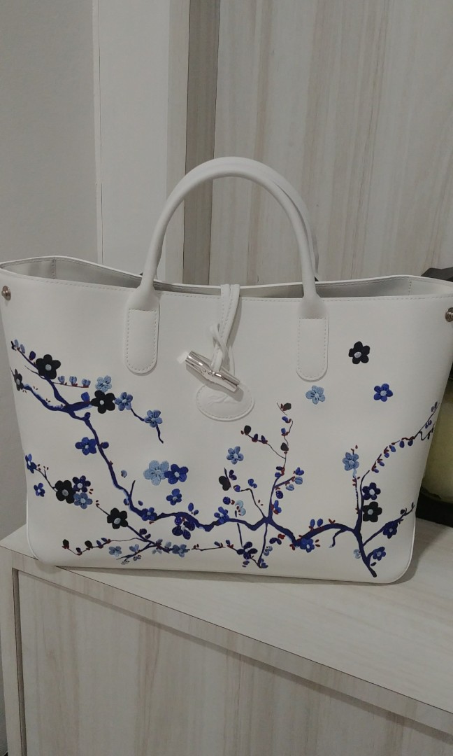 longchamp roseau sakura