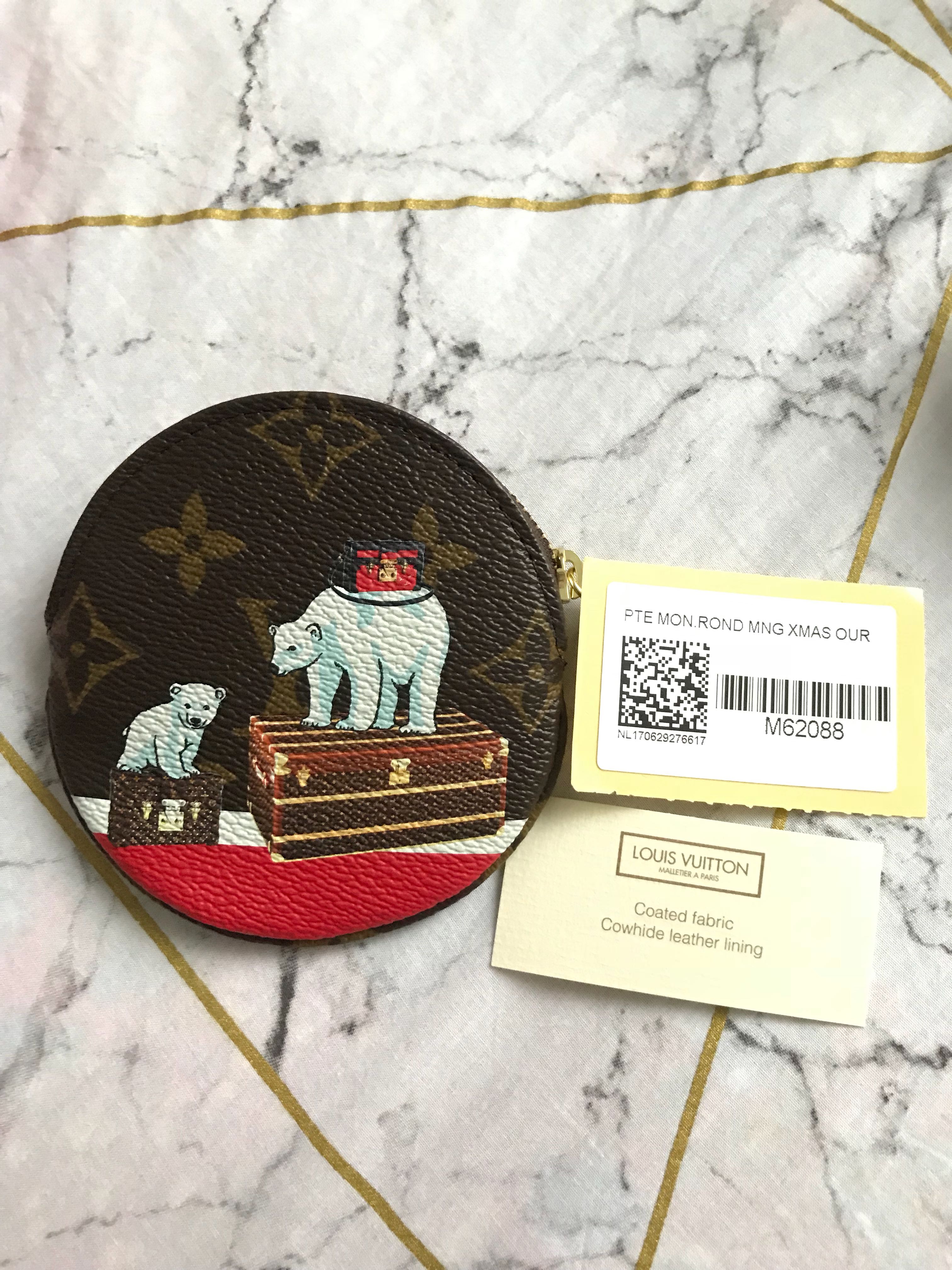 Louis Vuitton polar bear SLG coin purse Christmas 2017