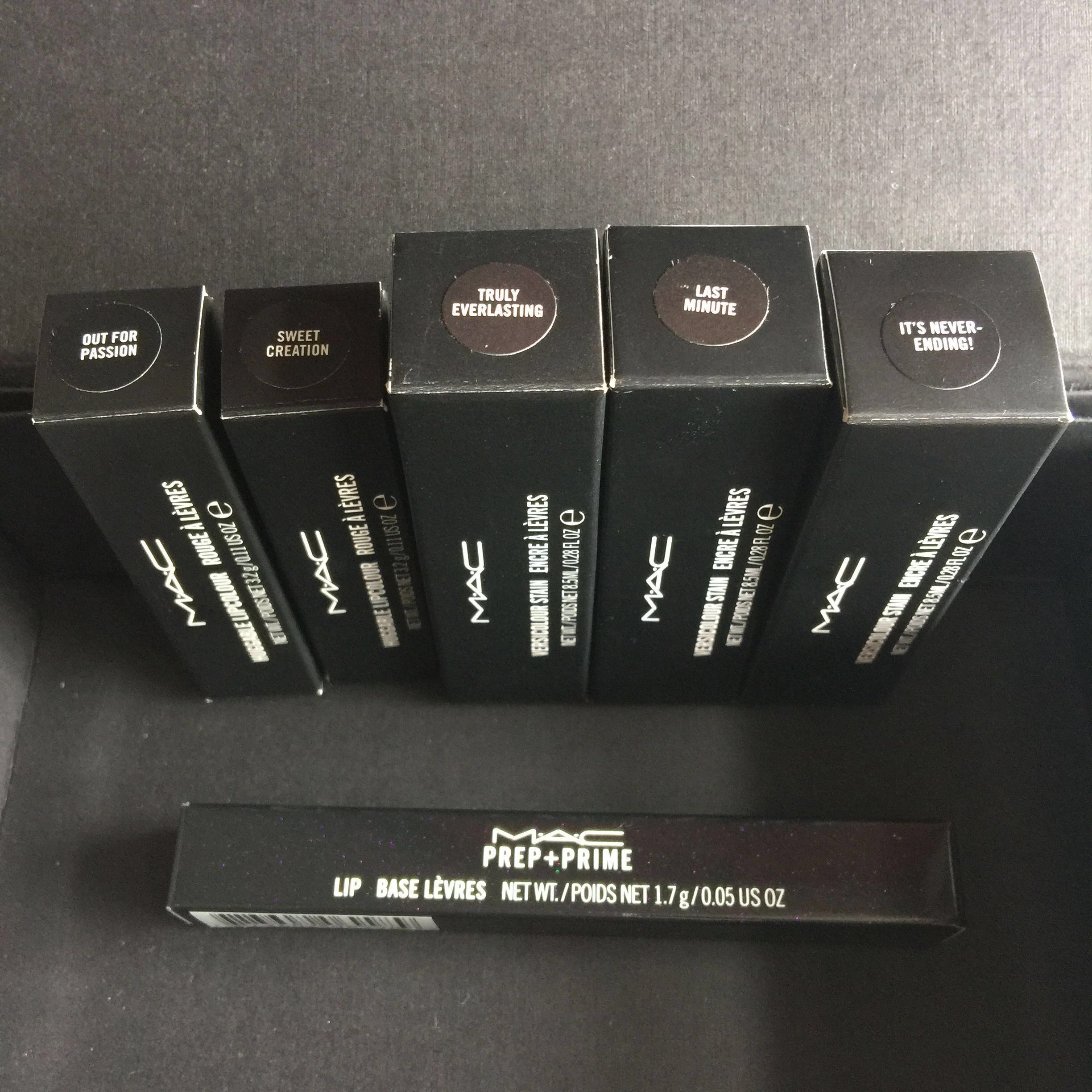 Mac Versicolour Stain Huggable Lipcolour 美容 化妝品 化妝品 Mac Versicolour Stain Huggable Lipcolour 美容 化妝品 化妝品