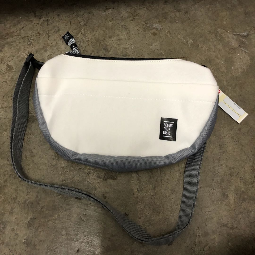 Spao sling bag 2025