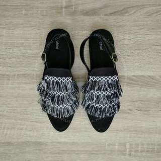 NEW ZURA in Black By Chiel Shoes