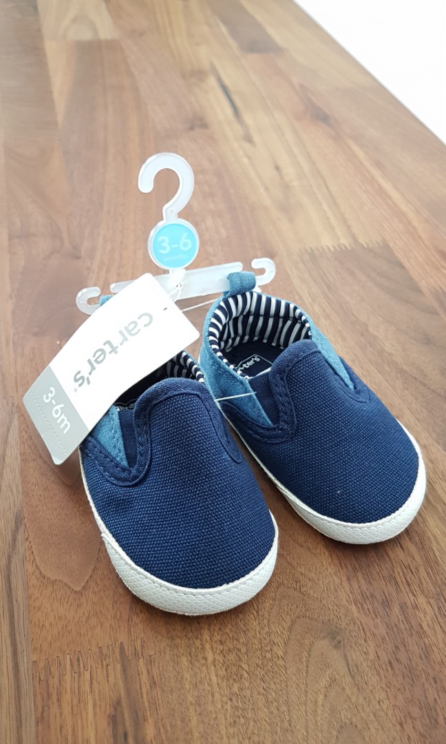 carters baby walking shoes