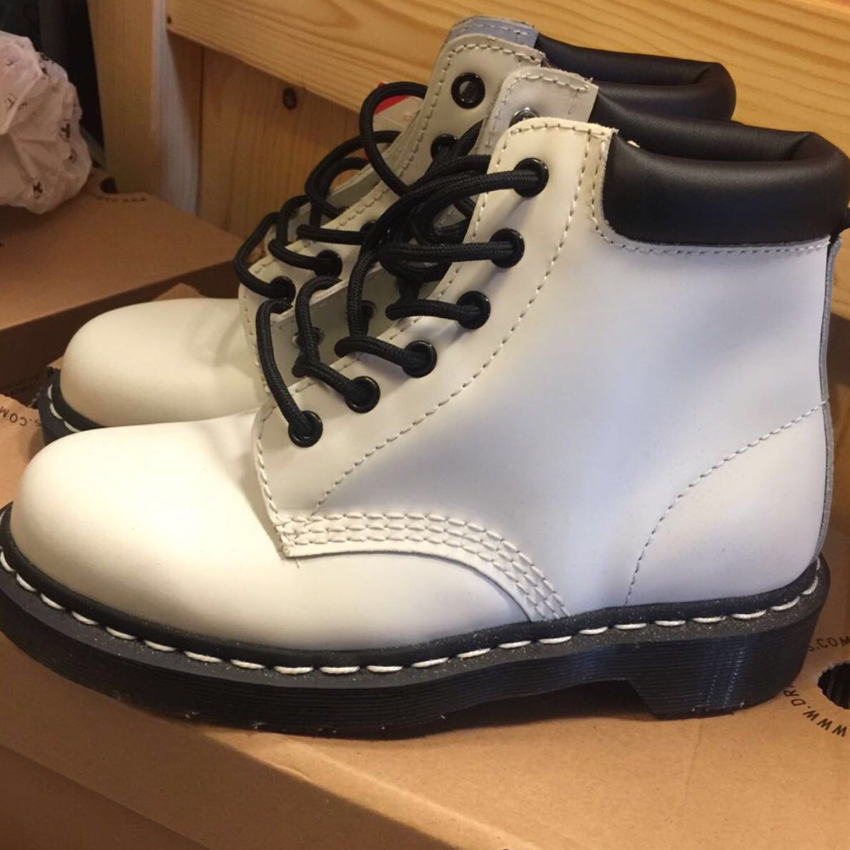 Dr Martens 939 Noir Smooth White Carousell