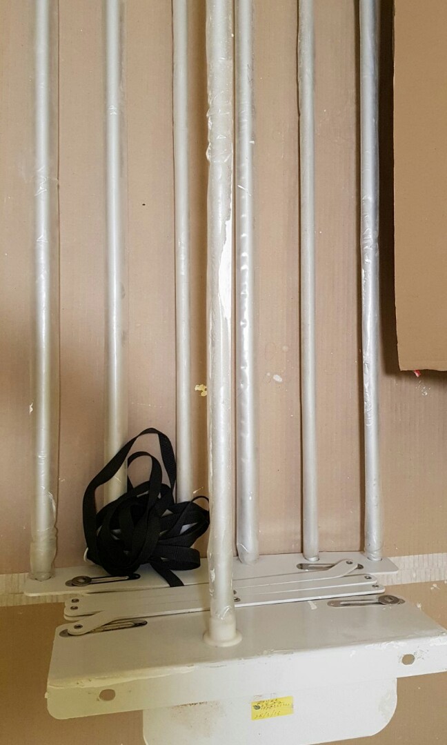 HDB Clothes Hanger Rack Pulley System, Furniture & Home Living