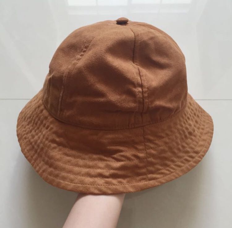 H&M loves Coachella safari suede bucket hat Camel brown, Women's Fashion, Watches Accessories, Other Accessories Carousell