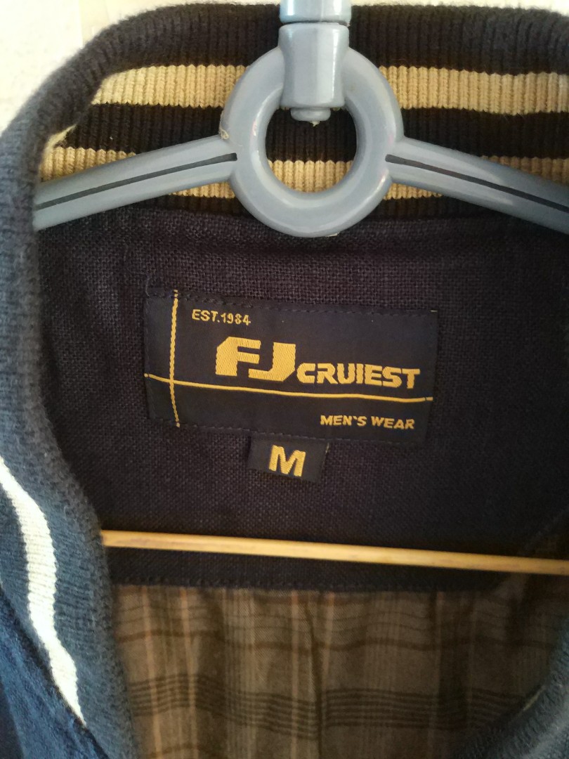 Jacket (Category: Coats, Jackets and Outerwear) located in Singapore. Submitted by matt53 (Listing ID 164582497, Image 4). Description: Brand new never wear,my son bought wrong size for me from Hong Kong @HK1000.very good quality material..