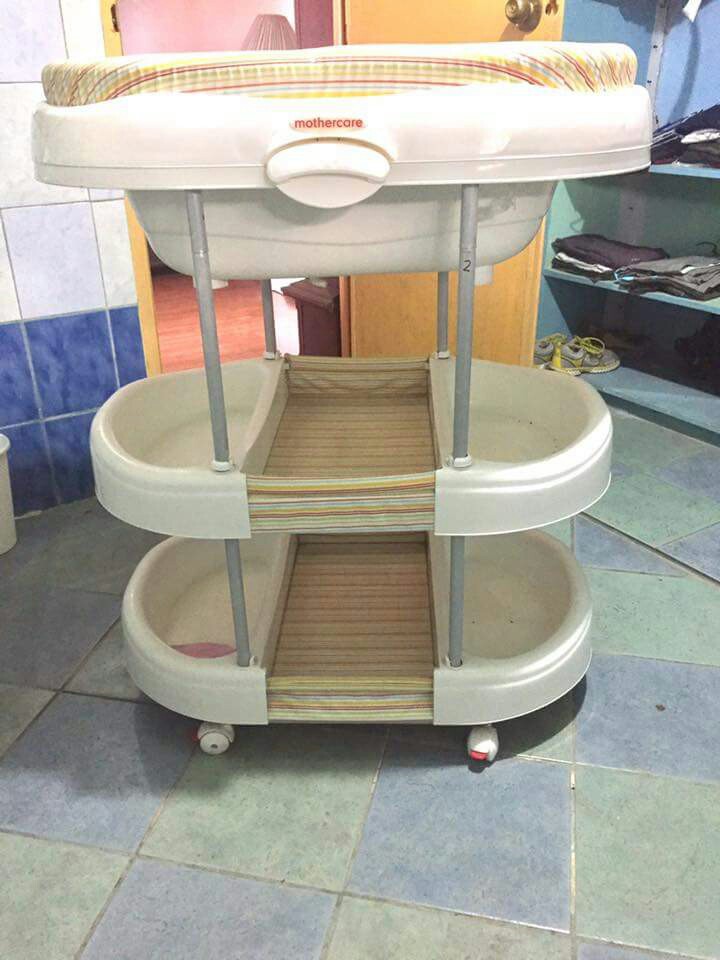 Mothercare bath shop dresser