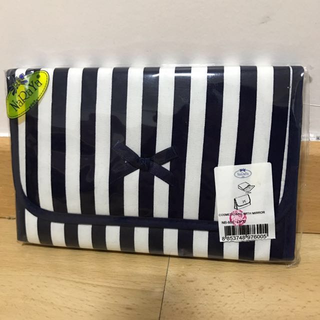 Naraya cosmetic bag with mirror deals