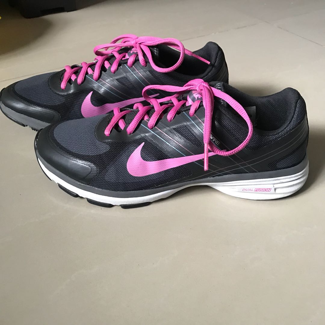 nike dual fusion flywire womens