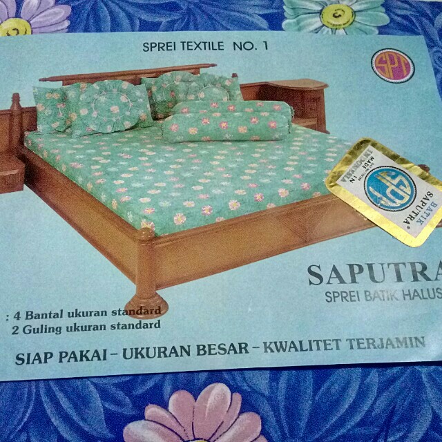 Seprei Motif Bunga Home Furniture On Carousell