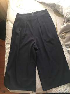 SOLD: Culotte Wide leg pants