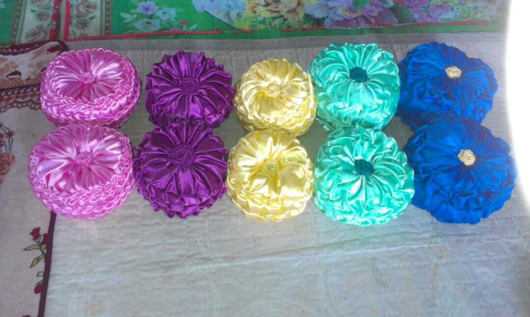 Bantal Hiasan Ruang Tamu Desainrumahid com