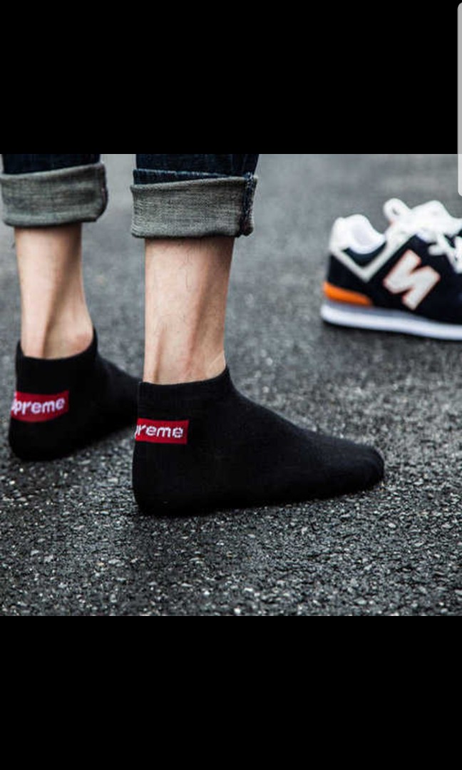 mens supreme socks