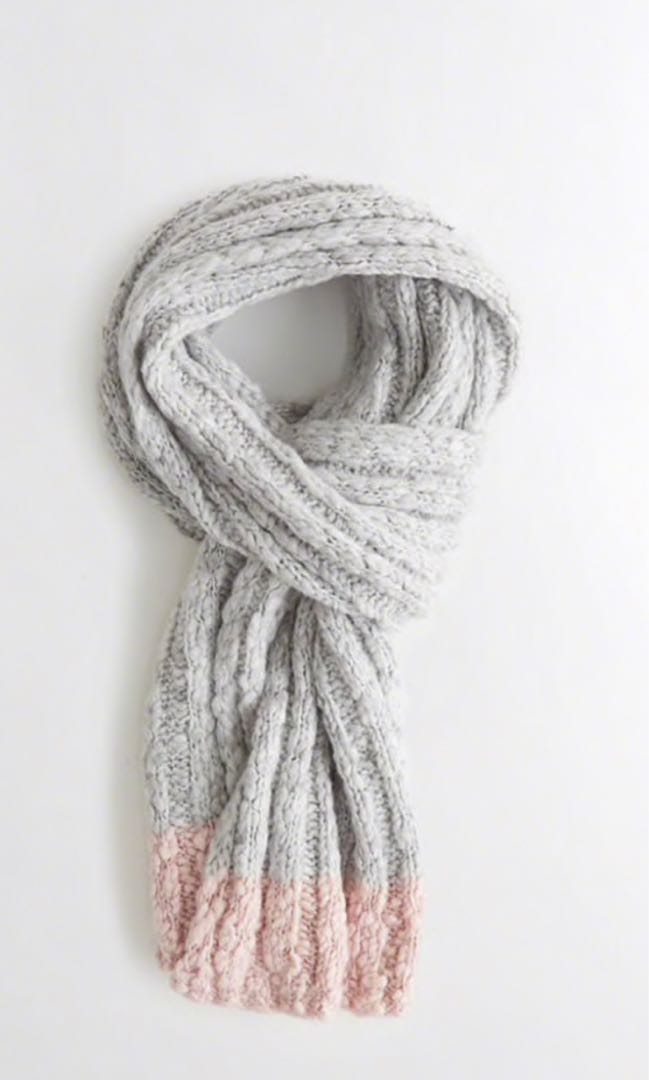hollister scarf