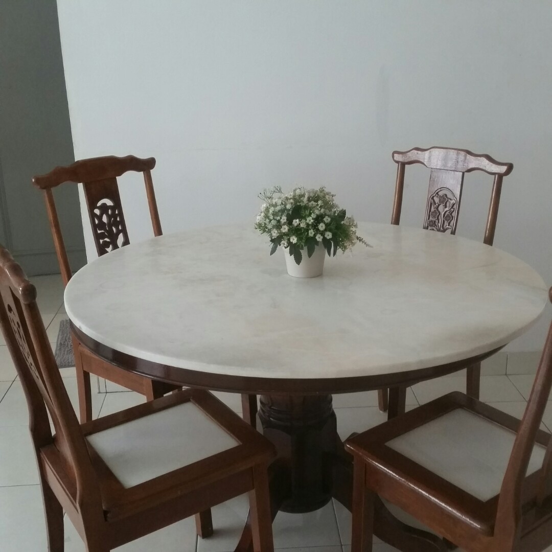 Kumpulan Bar Height Kitchen Table And Chairs Desainhos