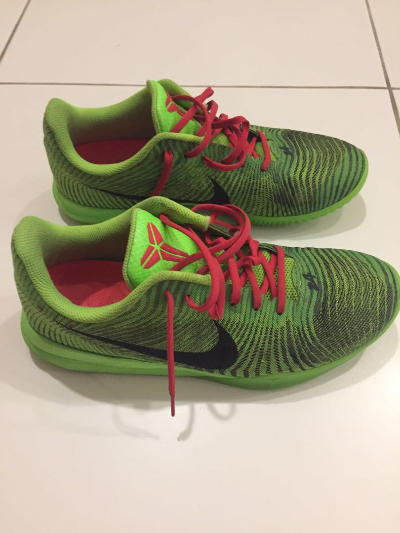 Mínimo Incompatible Alexander Graham Bell Nike Kobe Mentality 2 Grinch Like green glow, Men's Fashion, Activewear on  Carousell