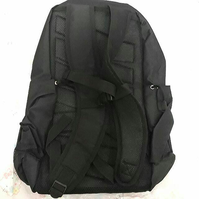 Nike Kyrie Backpack Men s Fashion Bags Backpacks on Carousell