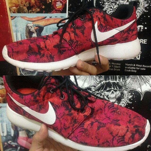 nike roshe run palm trees