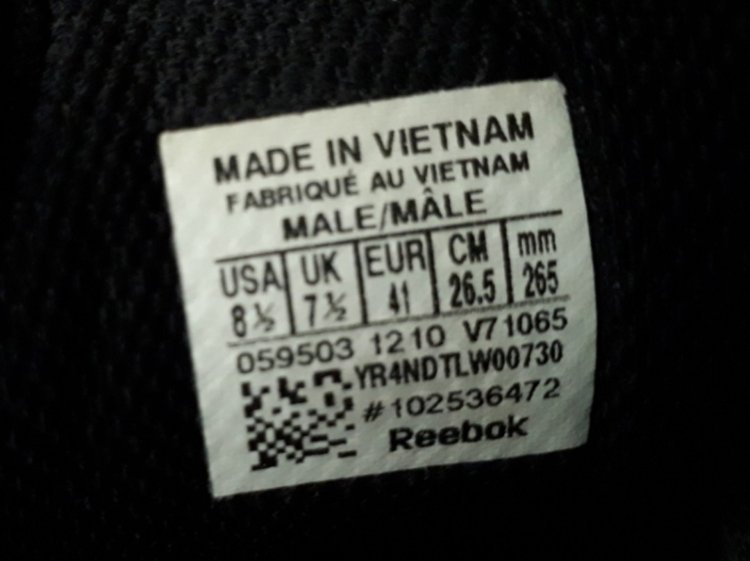 Reebok Easytone (Men), Men's Fashion, Footwear, Casual shoes on Carousell