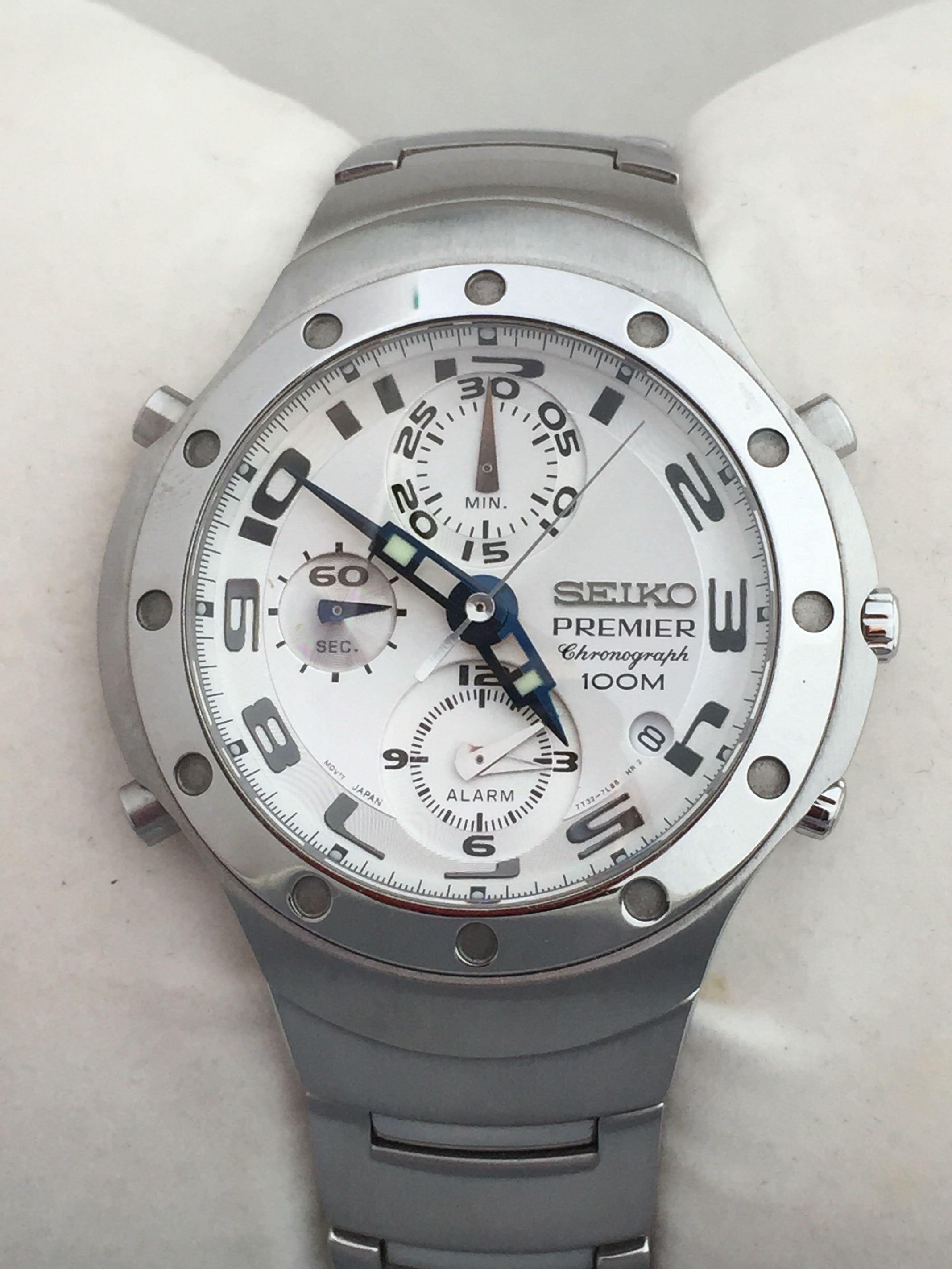 seiko chronograph sapphire