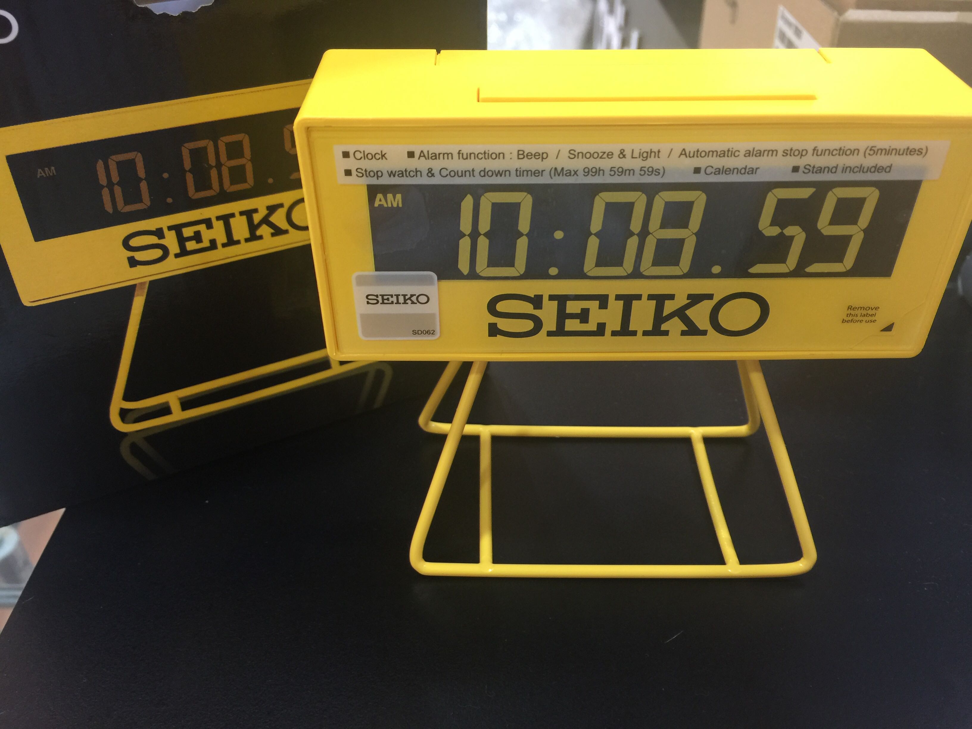 Seiko QHL062Y Alarm Clock, Furniture & Home Living, Home Decor, Clocks on  Carousell