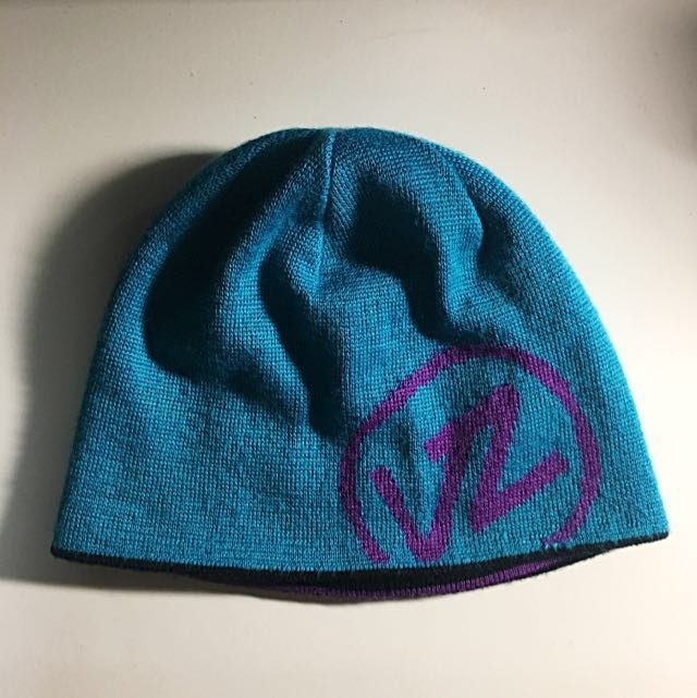 von zipper beanie