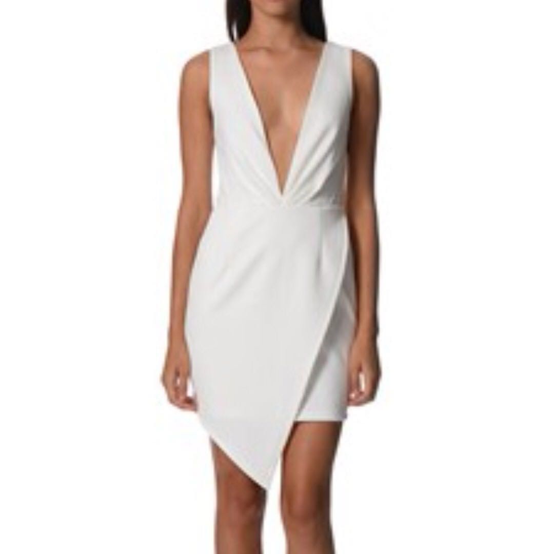 White Isla By Talulah Dress Women S Fashion Clothes On Carousell