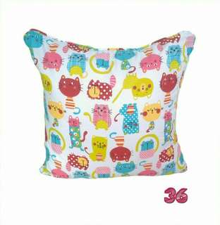 Sarung bantal + bantal sofa