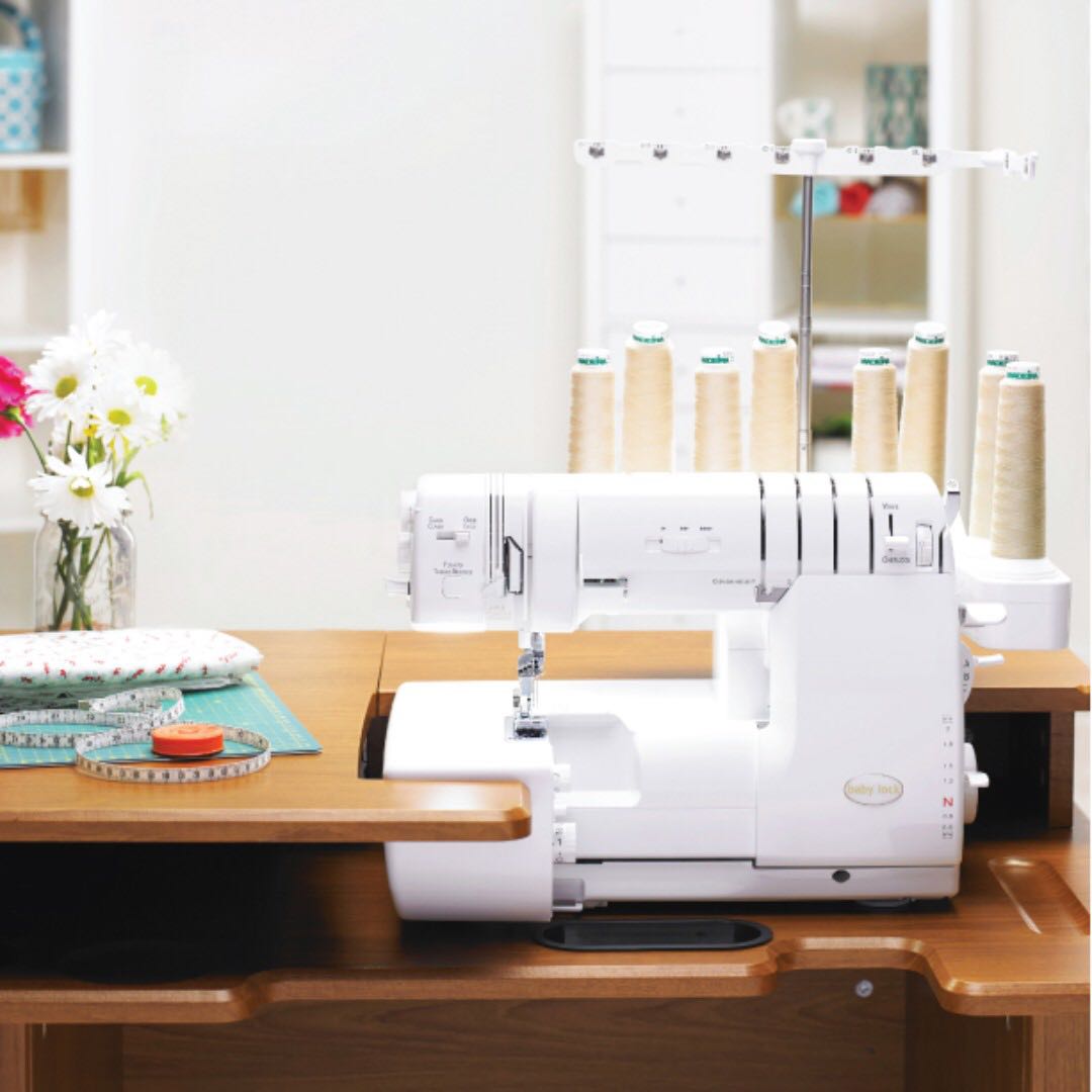 Babylock Gloria (Automatic Serger + Coverstitch + AutoNeedle Threading), Hobbies & Toys