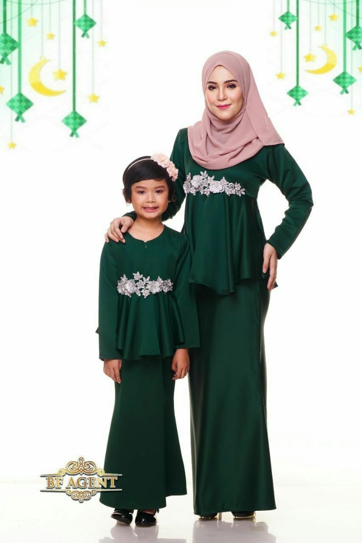 Baju Raya 2018 Women S Fashion Muslimah Fashion Baju Kurung Sets On Carousell