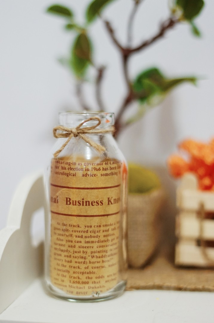 Hiasan Pajangan Meja Botol Kaca Artificial Flowers Desain Kerajinan Tangan Lainnya Di Carousell
